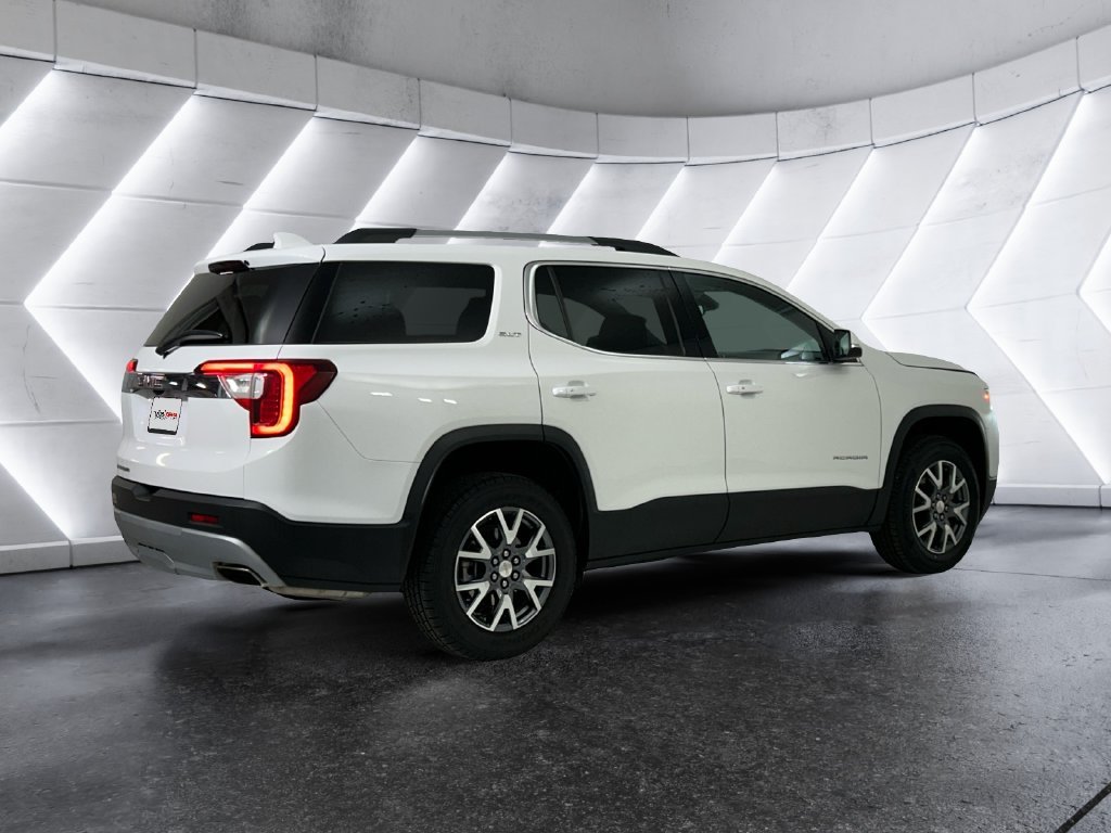 Used 2023 White GMC SLT image 4