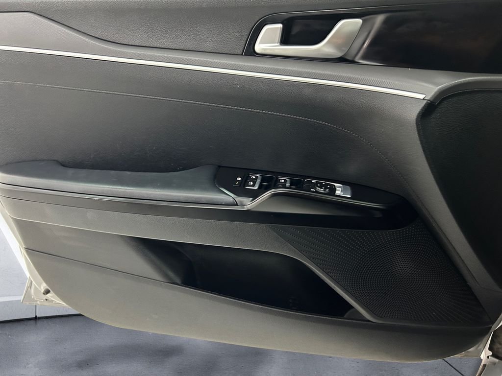 Used 2024 Gray Kia GT-Line image 12