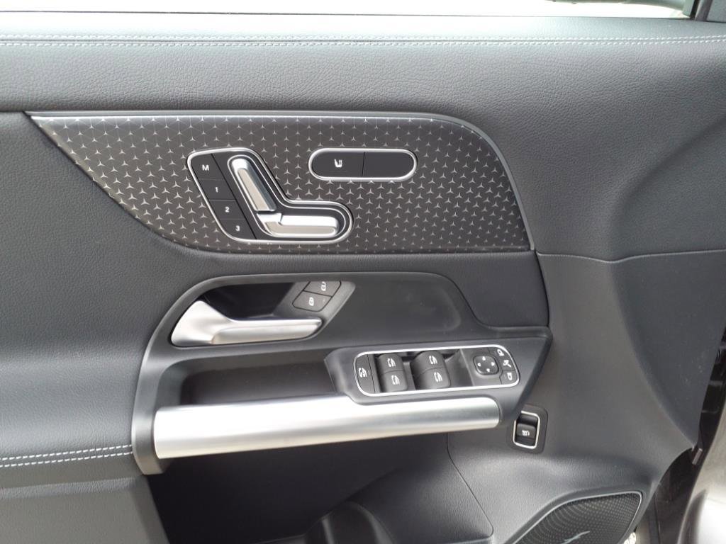 Certified Used 2025 Mountain Grey Met Mercedes-Benz GLA 250 image 13