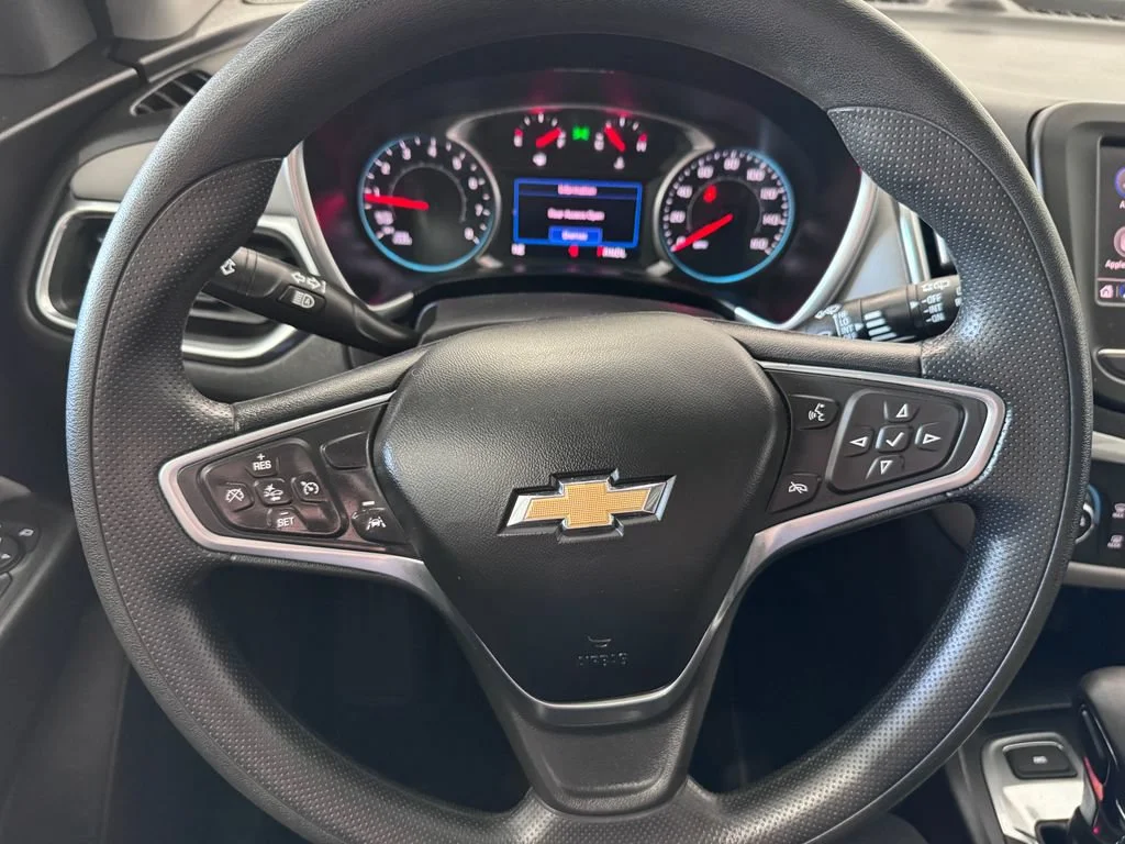 2022 Chevrolet Equinox LS - Photo 13