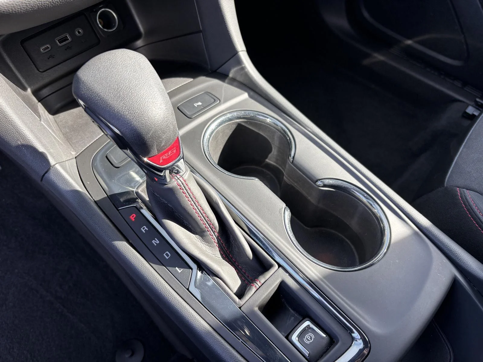 Used 2024 Riptide Blue Metallic Chevrolet RS image 28