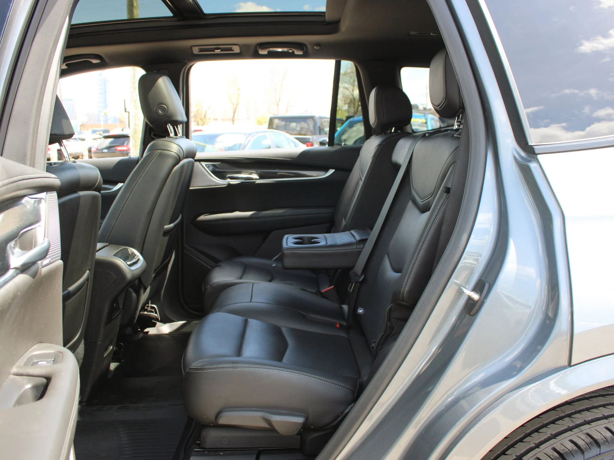 Certified Used 2021 Silver Cadillac Sport * One Owner | 3M PPF | Head-Up Display | Apple CarPlay | V6 310 HP | BOSE | Heated Seats image 19