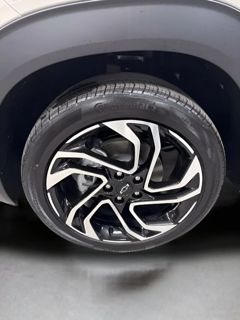 New 2026 White Sands Chevrolet RS image 27