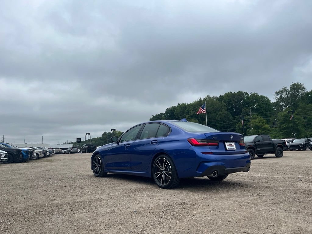 Used 2022 Portimao Blue Met BMW 330i xDrive image 8