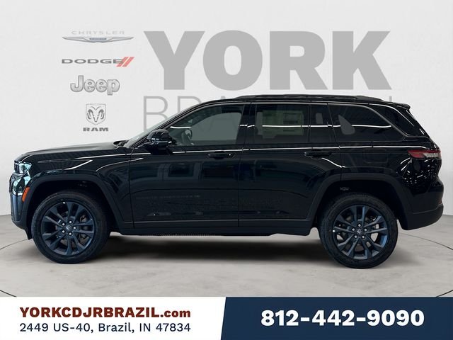 New 2026 Diamond Black Crystal Pearl-Coat Exterior Paint Jeep Limited image 2