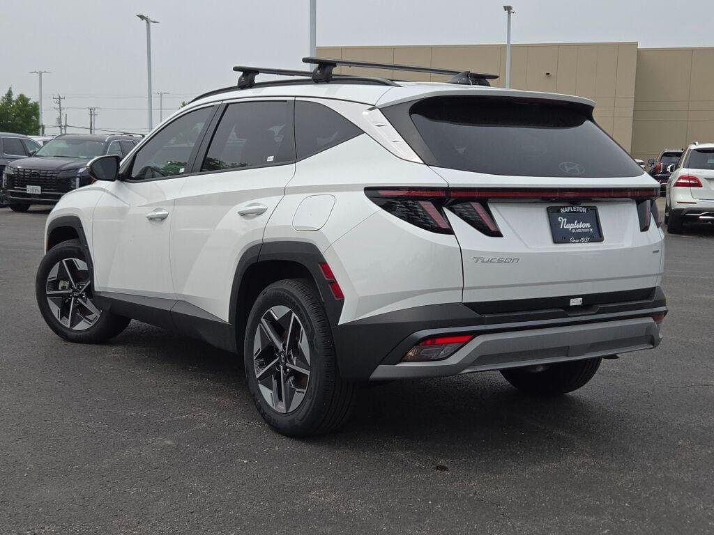 New 2025 Serenity White Pearl Hyundai SEL Convenience AWD image 16