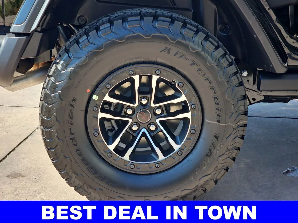 New 2026 Black Clear-Coat Exterior Paint Jeep Rubicon X image 27