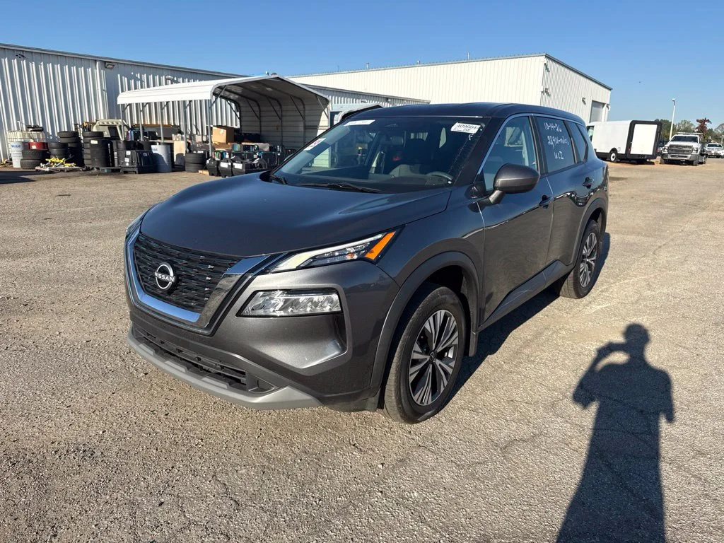 Used 2023 Gray Nissan SV image 1