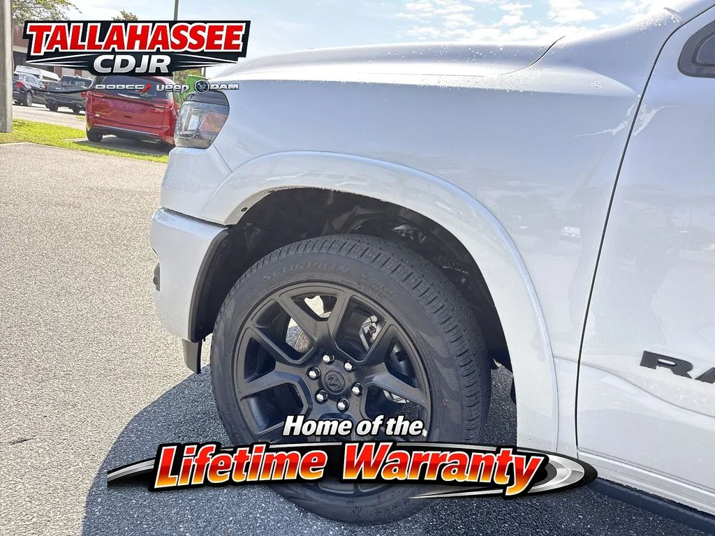 2026 RAM 1500 Laramie - Photo 10