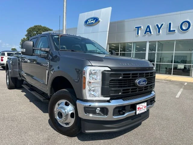 Used 2026 Carbonized Gray Metallic Ford XL image 4