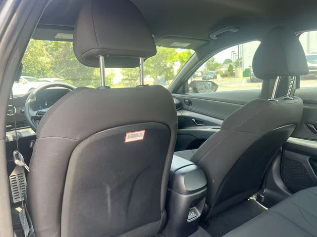 Used 2025 Gray Hyundai SEL Sport image 35