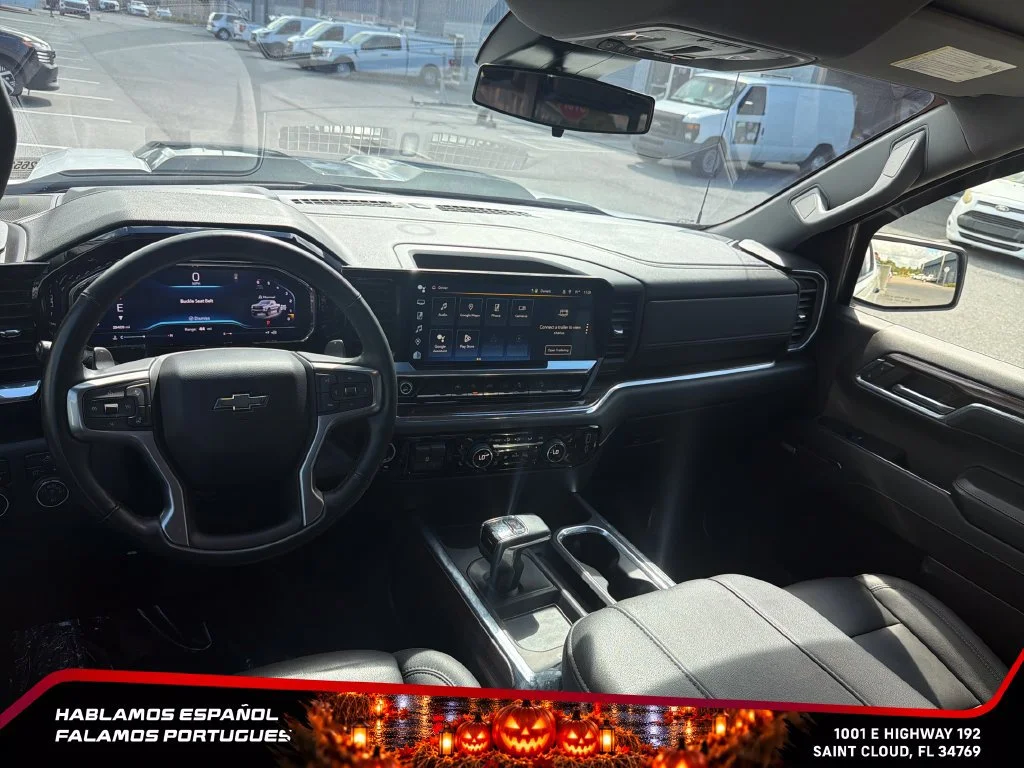 Used 2024 Summit White Chevrolet LT Trail Boss image 28
