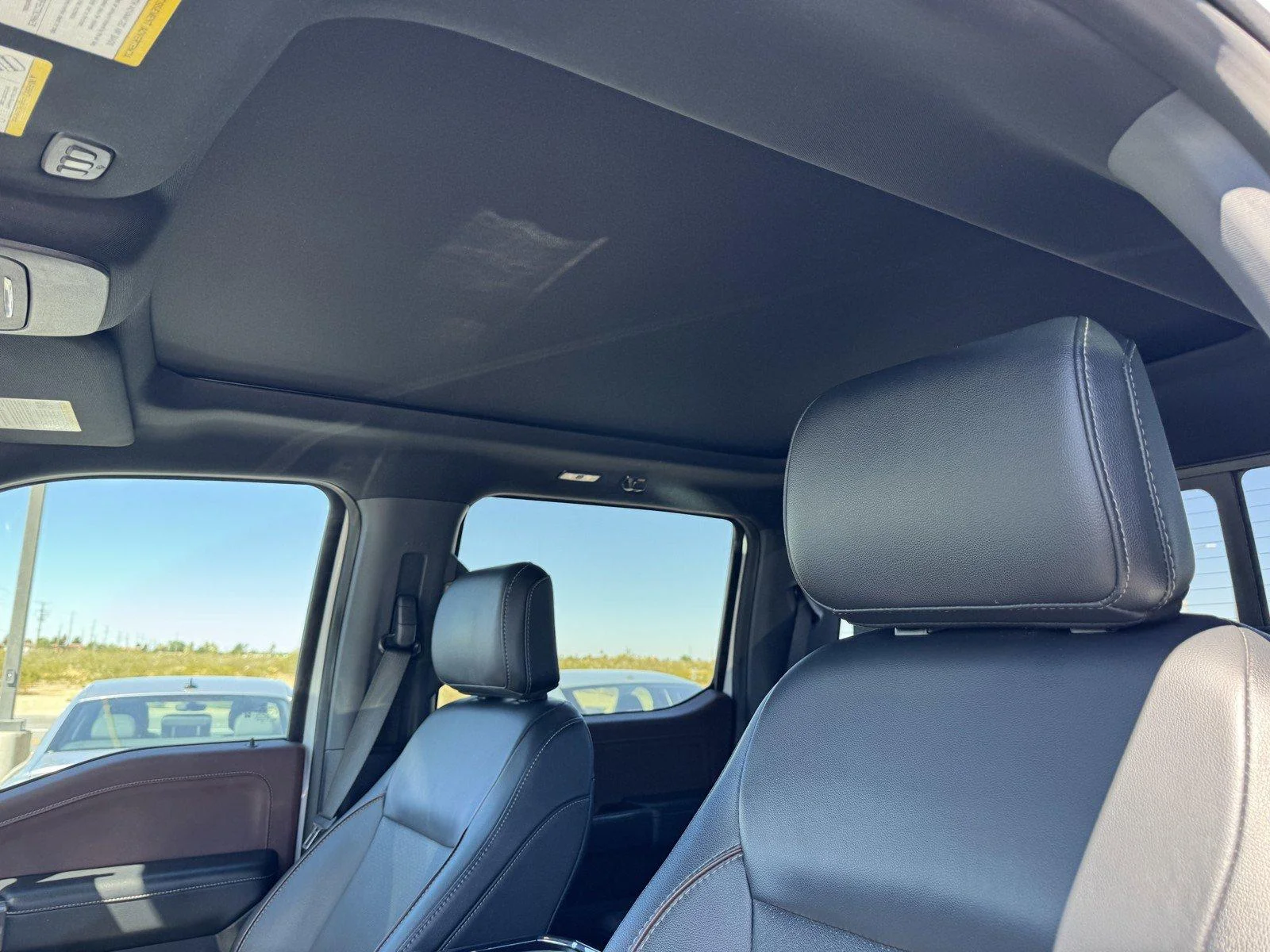 Used 2023 Oxford White Ford XL image 22