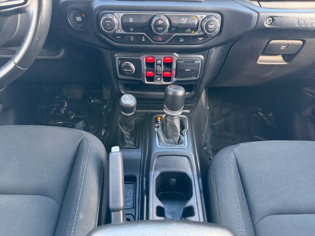 Used 2019 White Jeep Unlimited Sport Altitude image 15