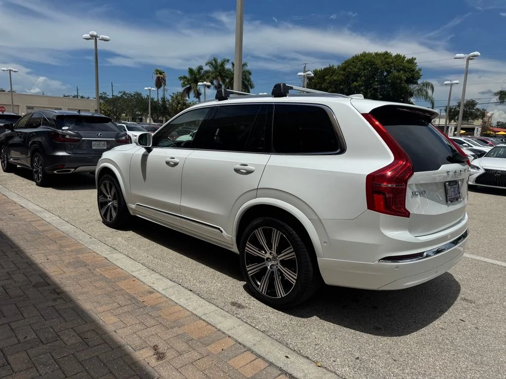 Used 2024 White Volvo Ultimate image 9