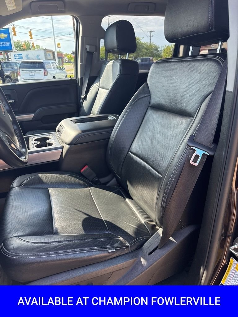Used 2018  Chevrolet LT image 19