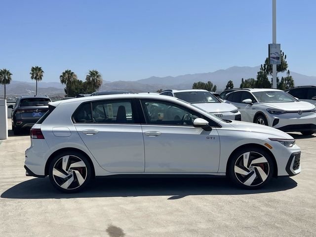 New 2026 White/off-white Volkswagen S image 27