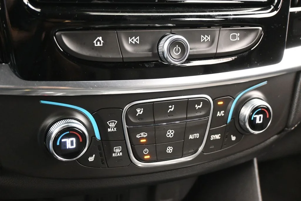 Used 2023 Sterling Gray Metallic Chevrolet LT image 19