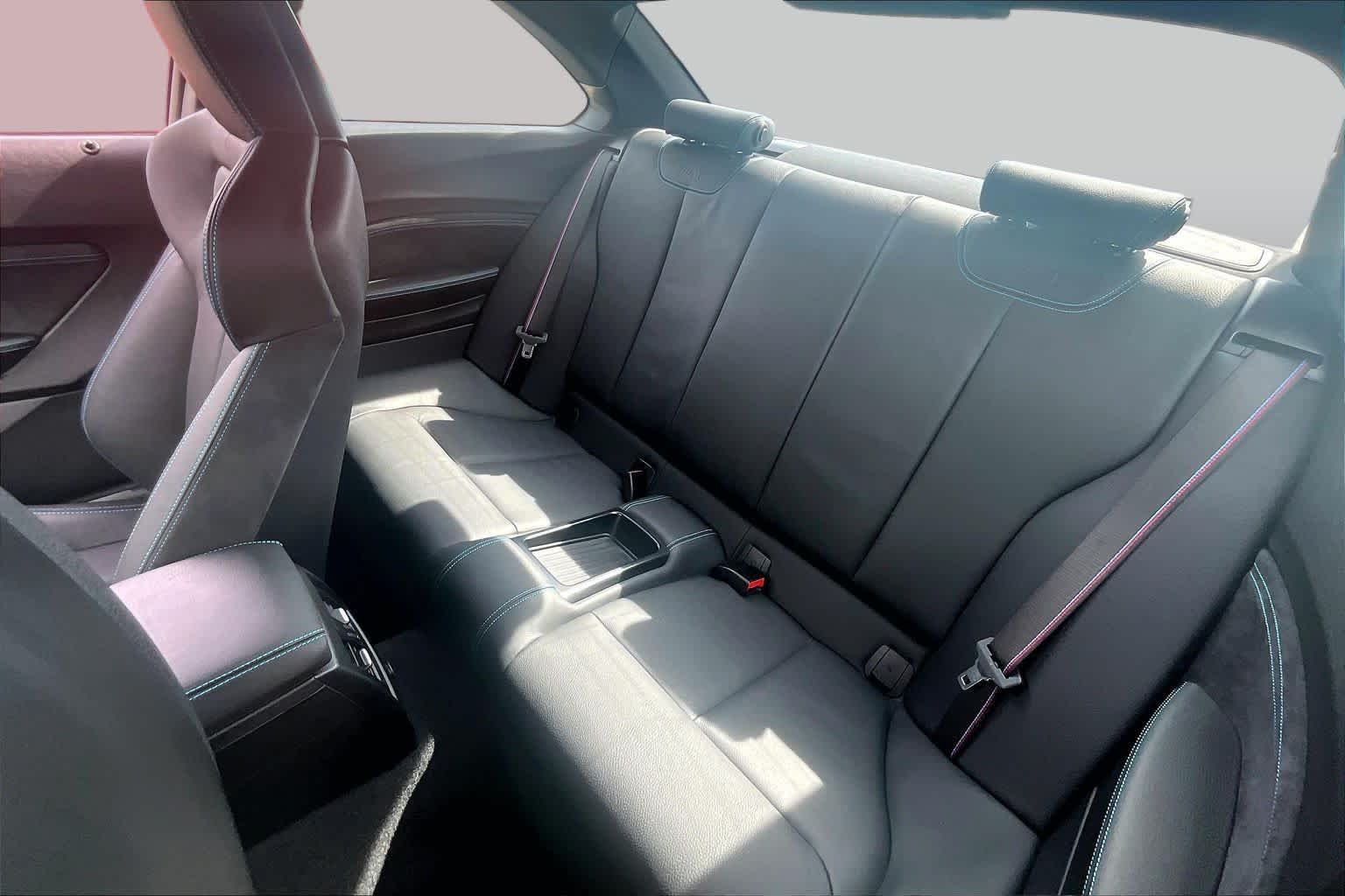 Used 2020 Black Sapphire Metallic BMW Competition image 17