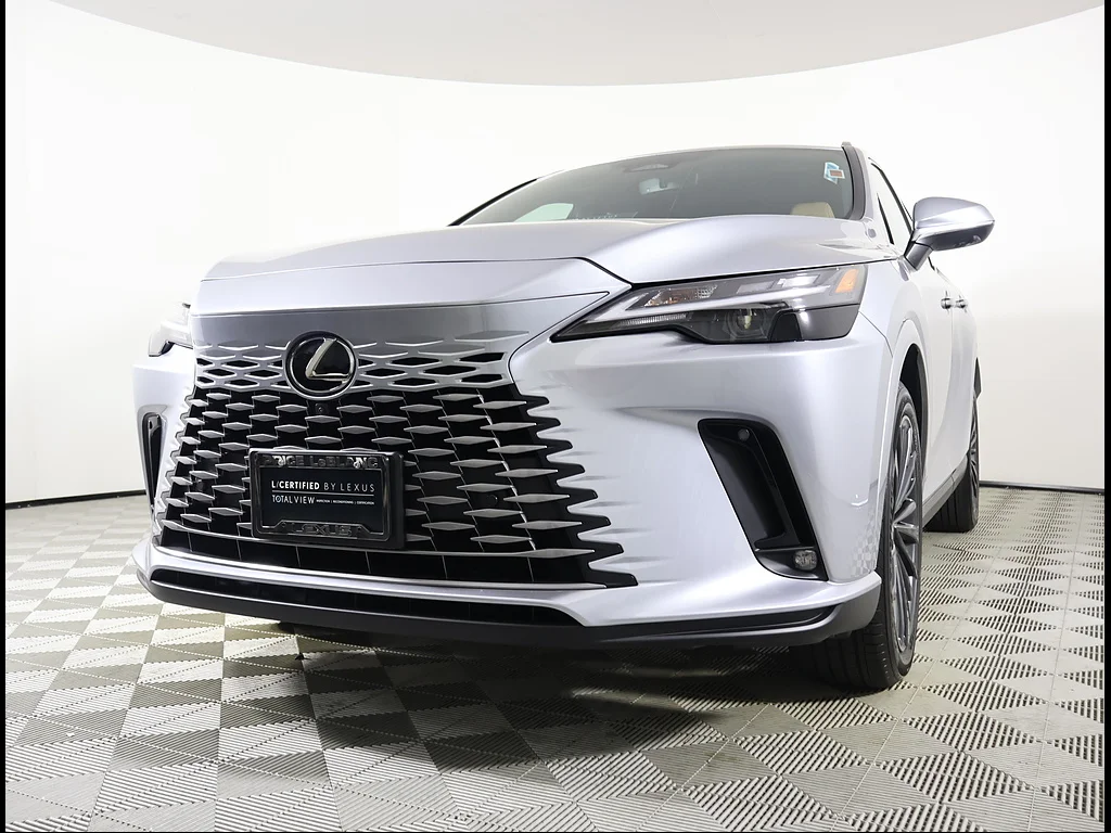Certified Used 2026 IRIDIUM Lexus Premium image 2