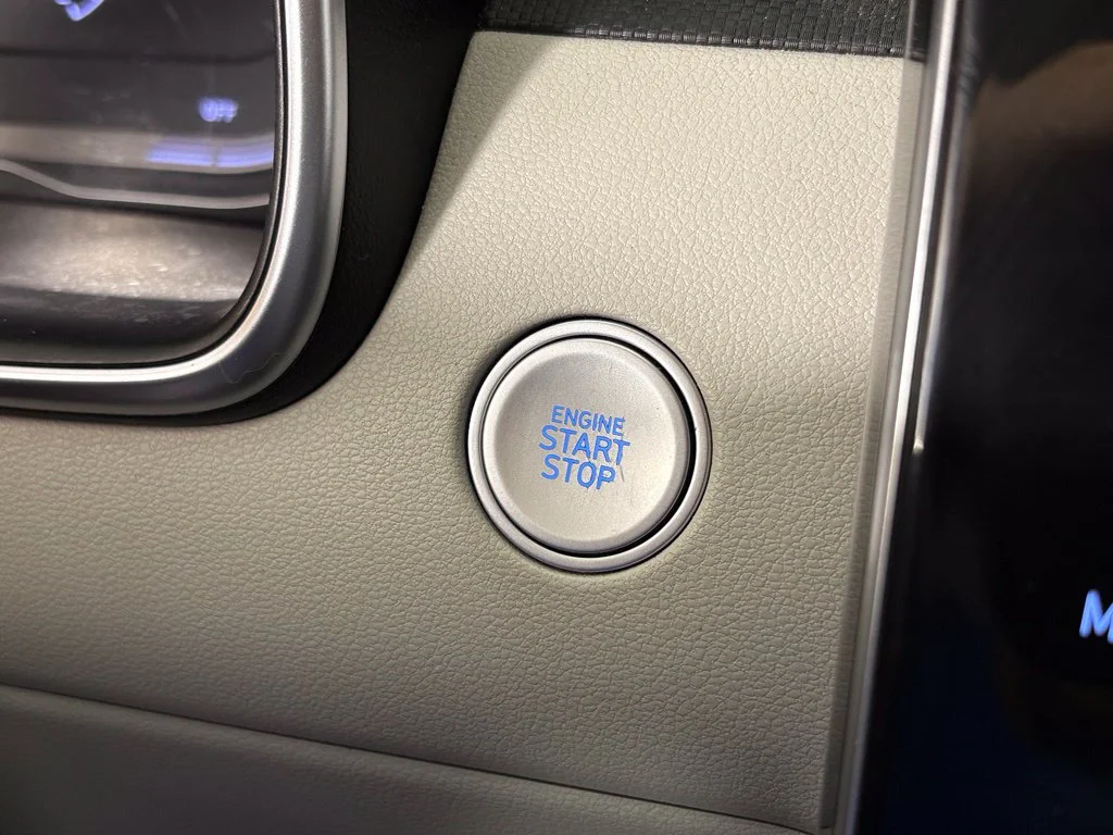 Used 2022 Gray Hyundai Blue image 23
