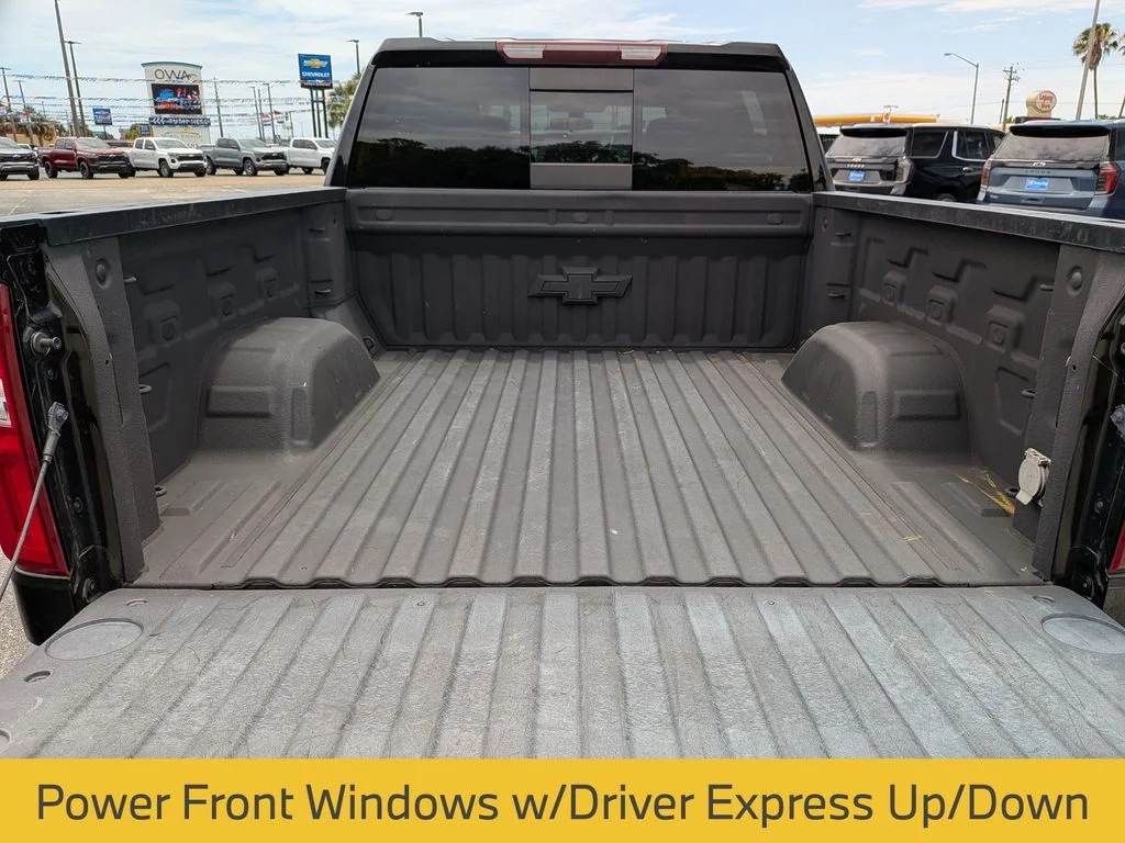Used 2022 Black Chevrolet RST image 31