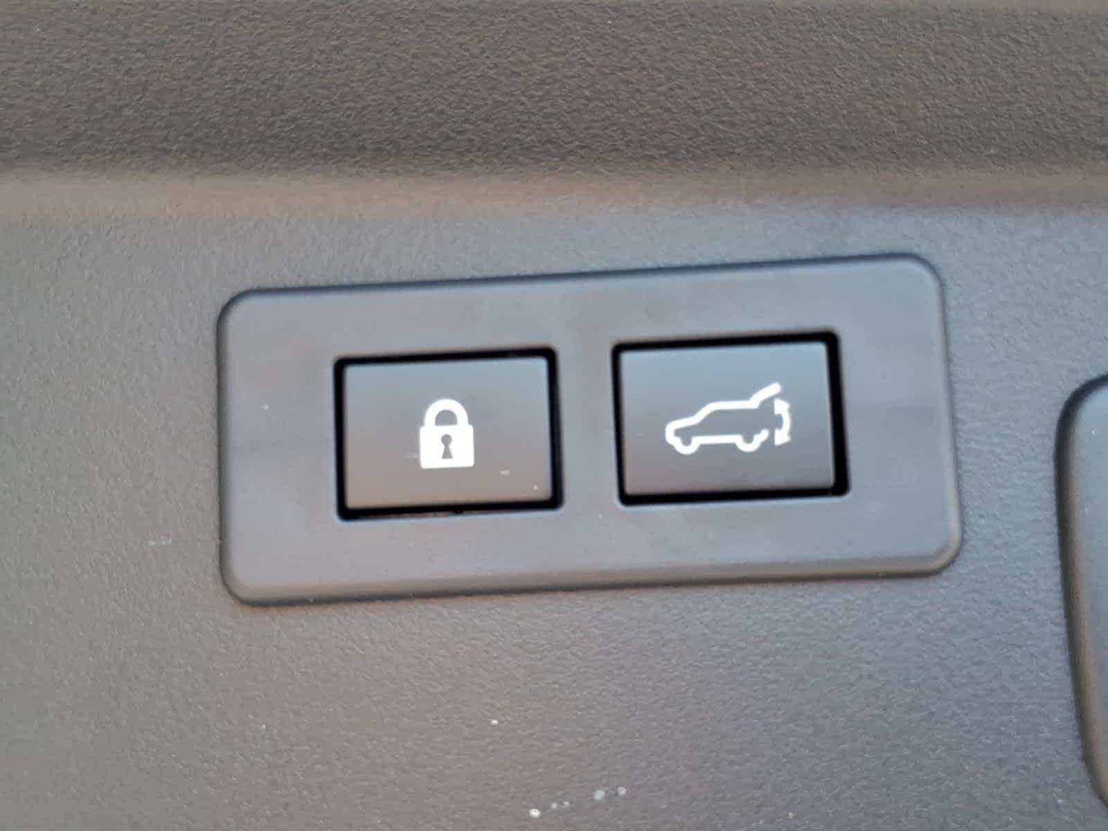 Used 2026 Crystal Black Silica Subaru Premium image 16