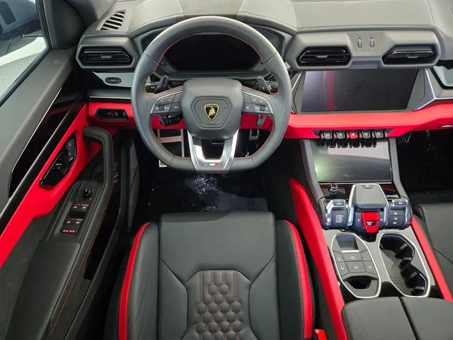 Used 2025 Gray Lamborghini SE image 12