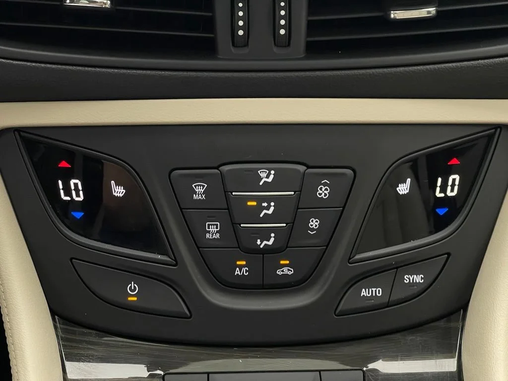 Used 2020 DARK MOON BLUE METALLIC Buick Essence image 24