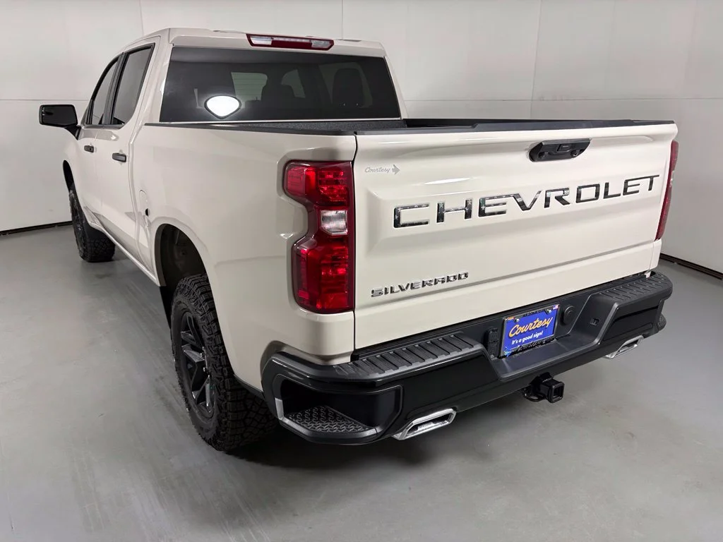 Used 2026 White Chevrolet Custom Trail Boss image 7