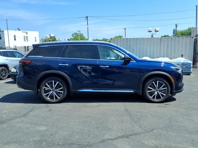 Used 2023 Blue INFINITI Sensory image 5
