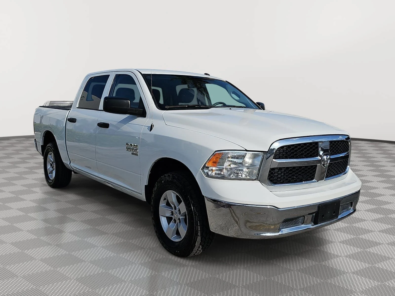 Used 2022 White Ram Tradesman image 2