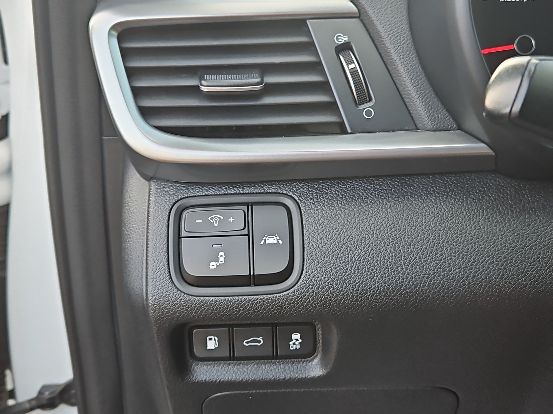 Certified Used 2020 White Kia LX image 22