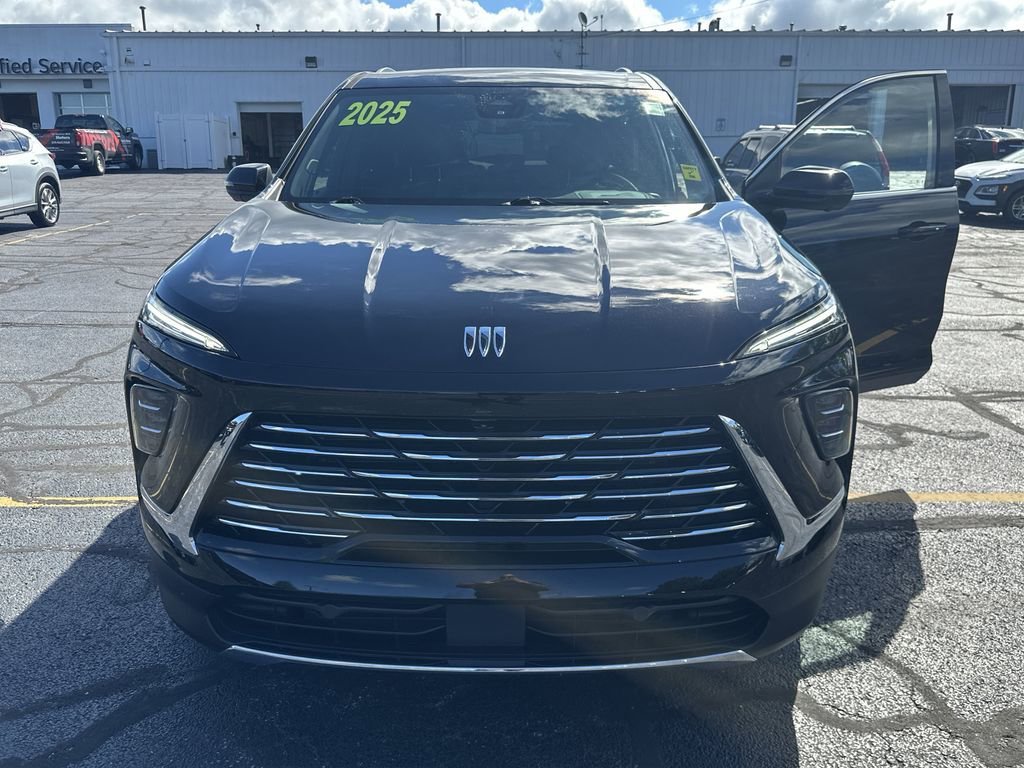 2025 BUICK ENCLAVE - Image 22