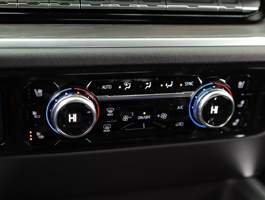 2026 GMC Sierra 2500HD SLT - Photo 17