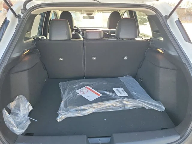 Certified Used 2025 White Nissan SR image 9