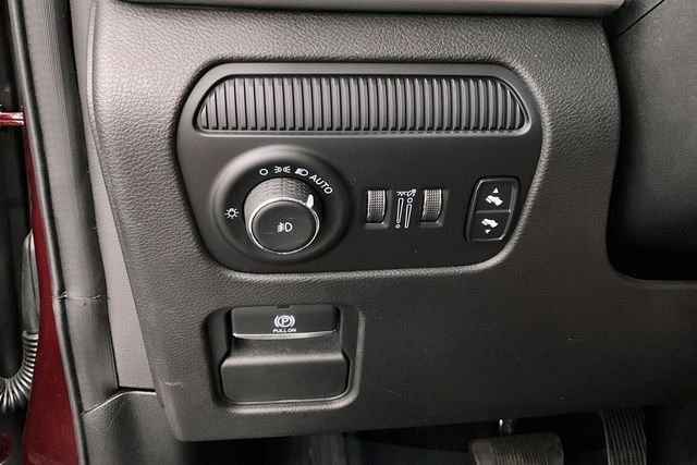 Used 2022 Velvet Red Pearlcoat Jeep Series II image 40