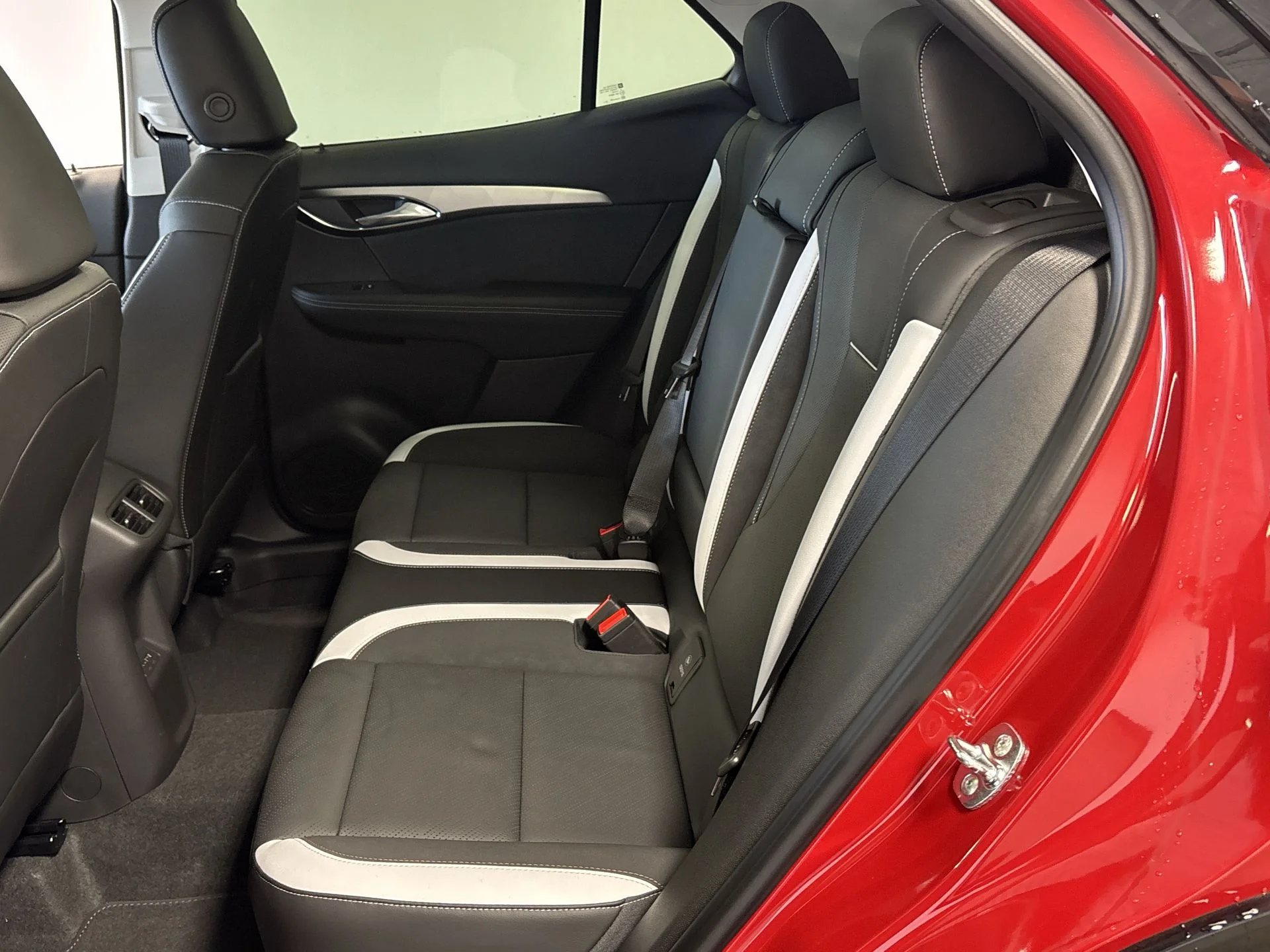 2025 Buick Envision Sport Touring - Photo 71