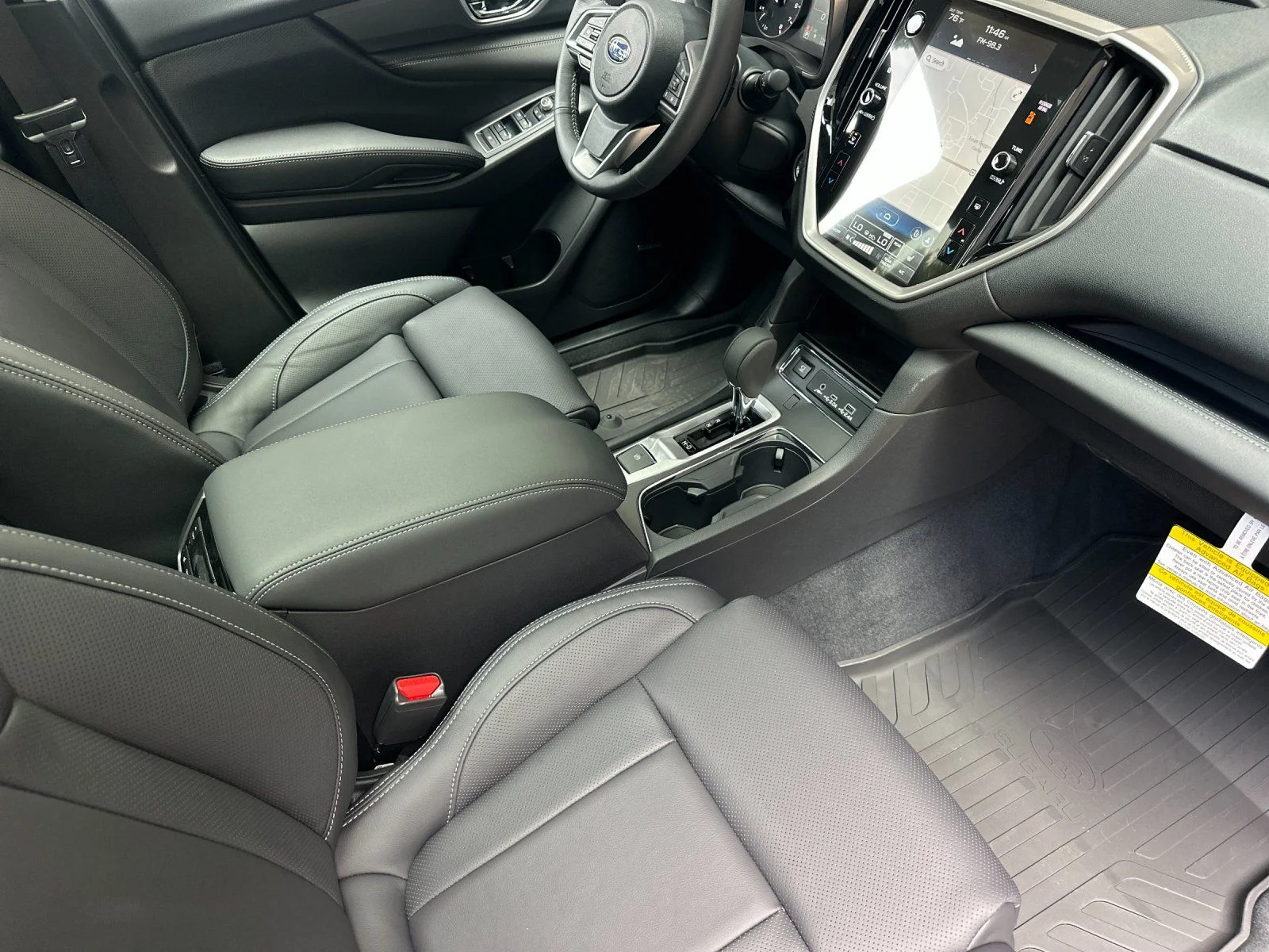 New 2026 CRYSTAL WHITE PEARL Subaru Limited 7-Passenger image 17