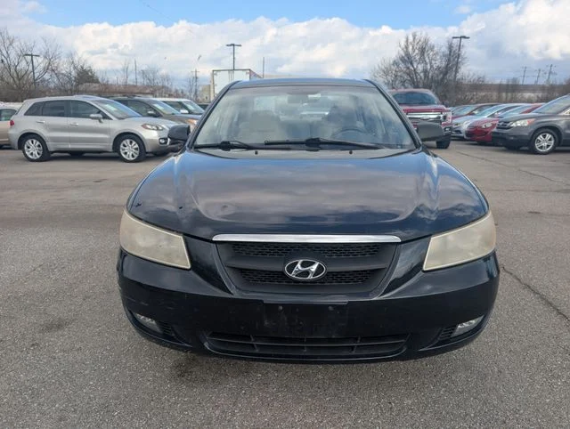 Used 2006 Blue Hyundai GLS image 2