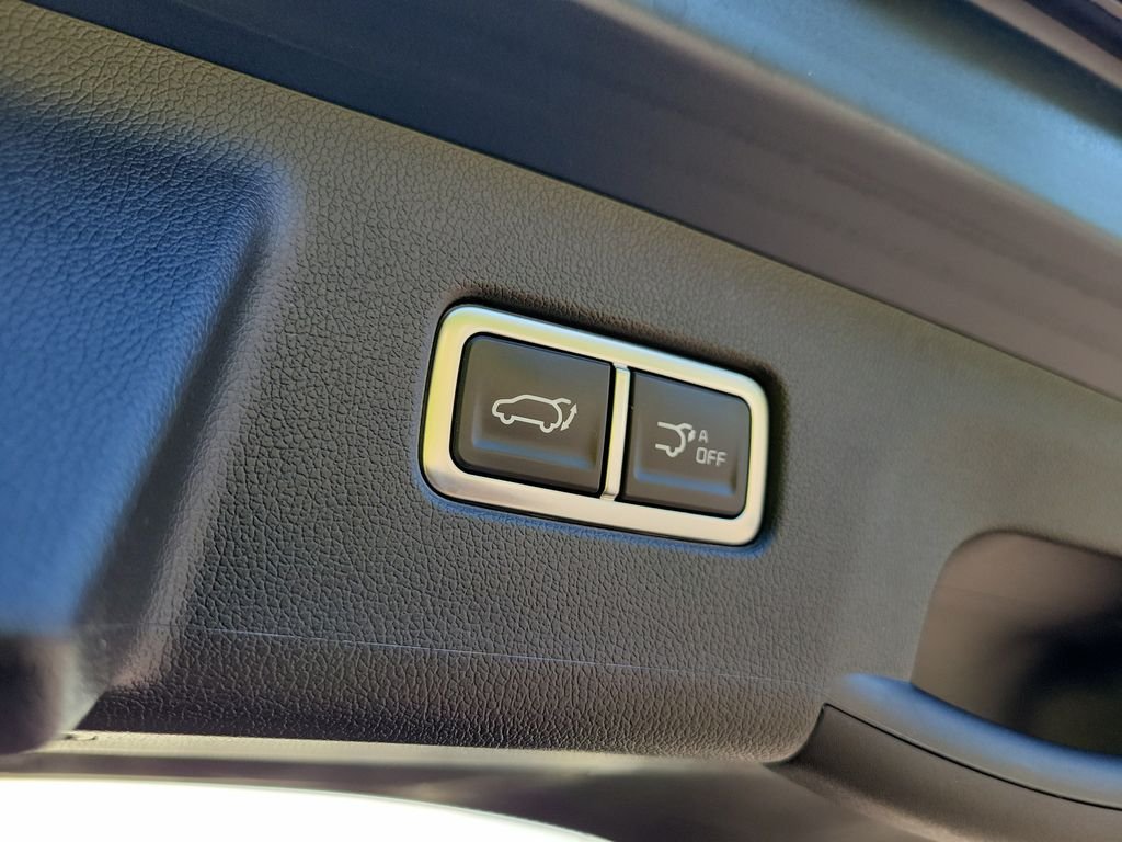 Certified Used 2025 Midnight Lake Blue Kia X-Line EX image 14