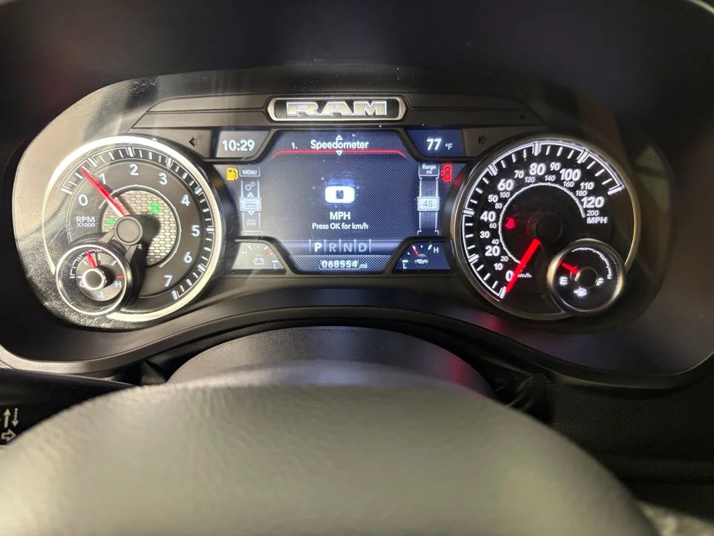 Used 2023 White Ram Big Horn/Lone Star image 31