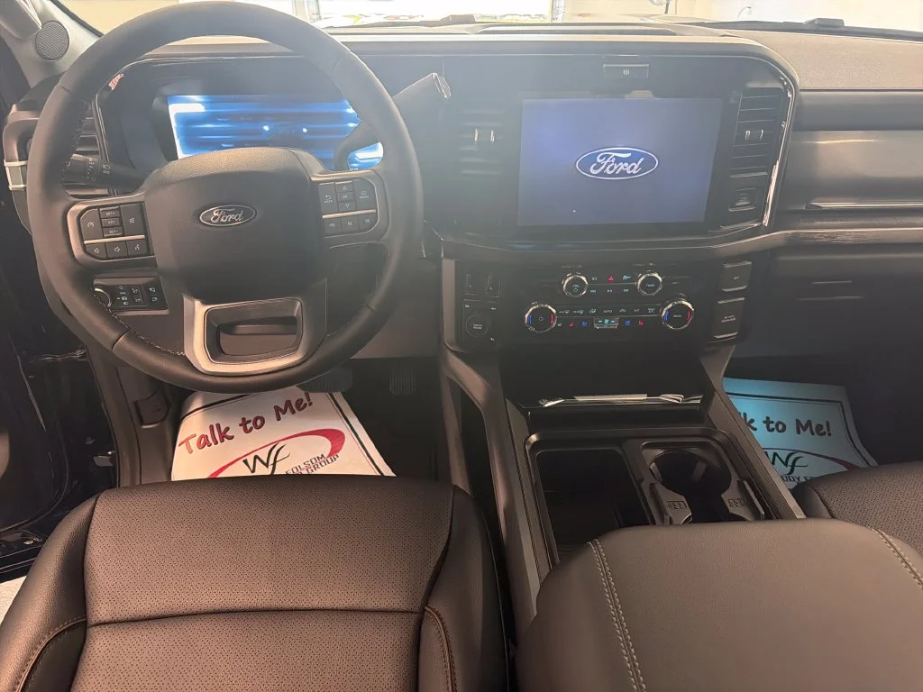 Used 2027 Blue Ford Lariat image 15