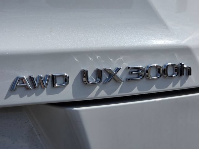 New 2026 Ultra White Lexus PREMIUM AWD image 8