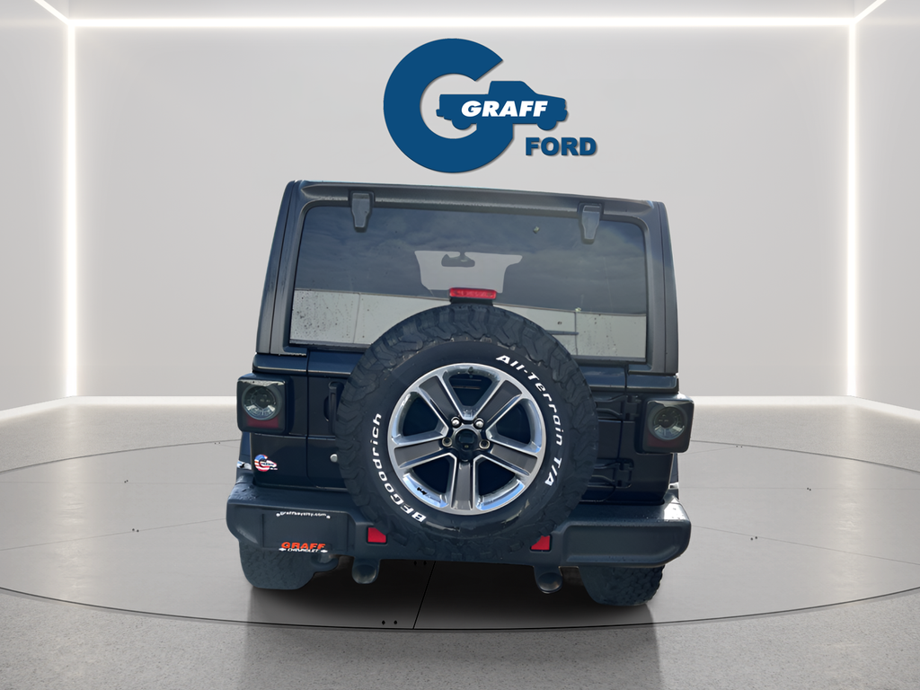 Used 2018 Black Jeep Unlimited Sahara image 6