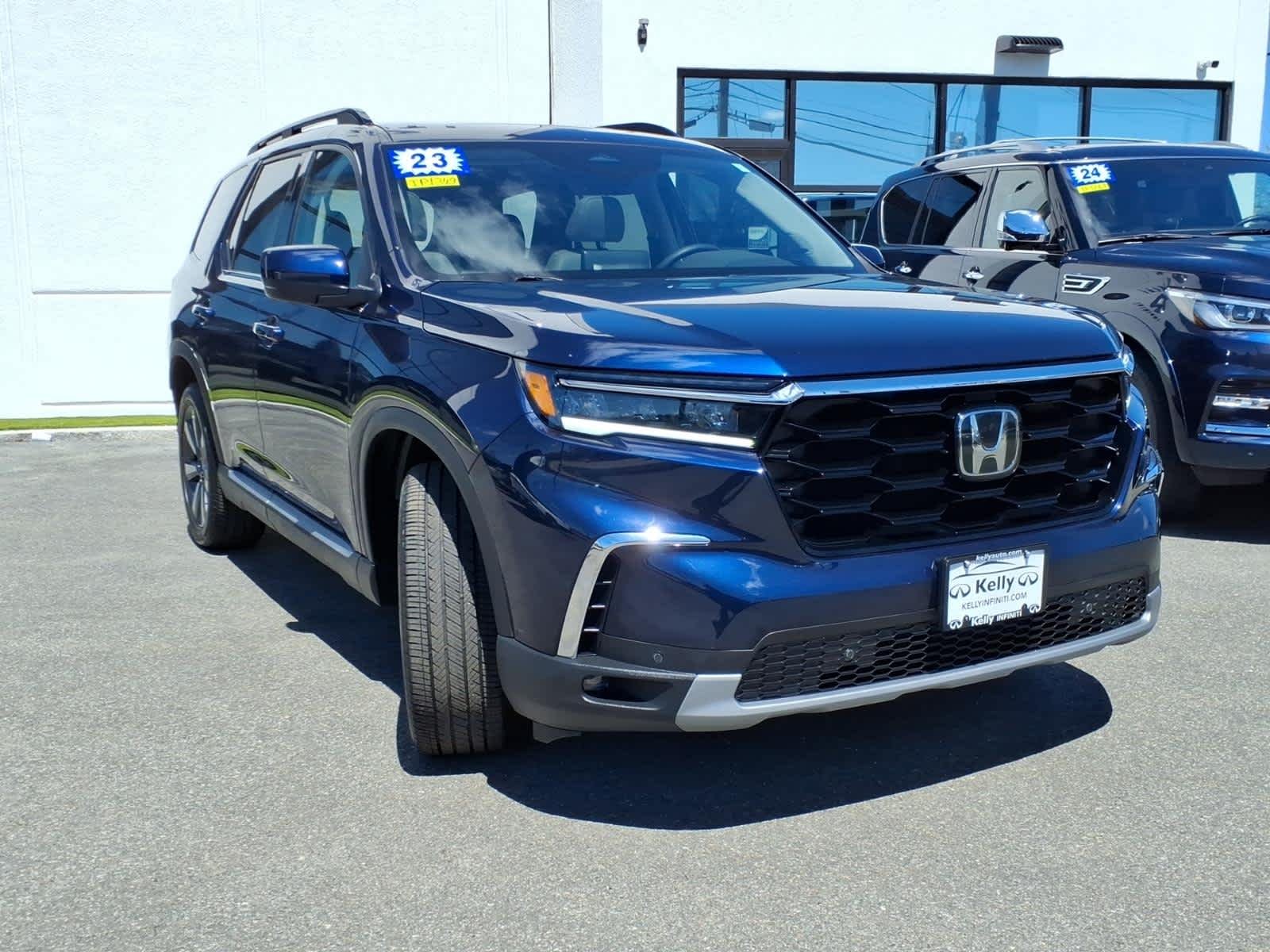 2023 Honda Pilot Touring - Photo 3