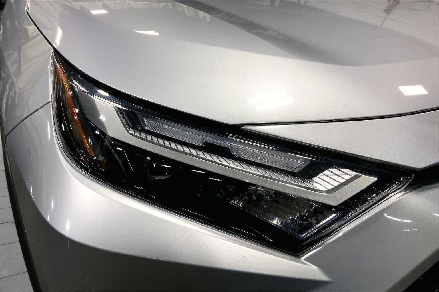 Used 2023 Silver Sky Metallic Toyota LE image 28