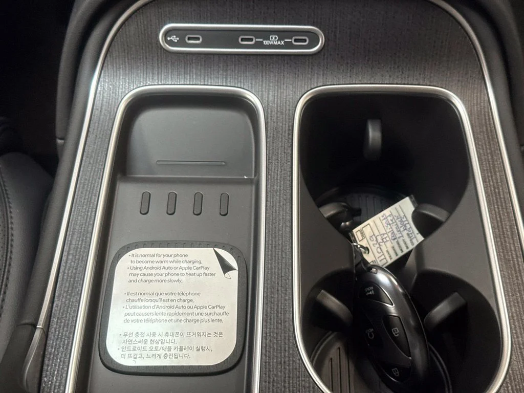 New 2027 Abyss Black Pearl Hyundai Limited image 21