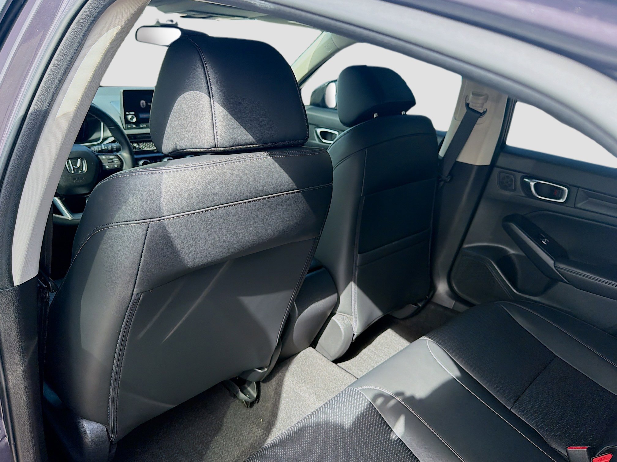 2024 Honda Civic Hatchback EX-L - Photo 24