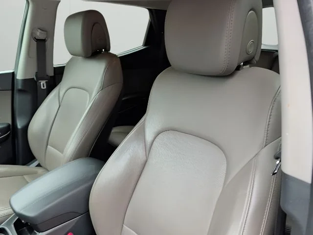 Used 2017 Gray Hyundai 2.4 Base image 10